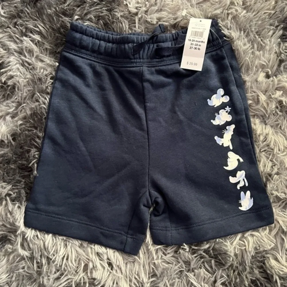 Gap Disney shorts